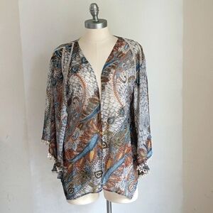 Umgee Women's M/L Boho Crochet Pom Pom Bell Sleeve Open Front Cardigan Kimono